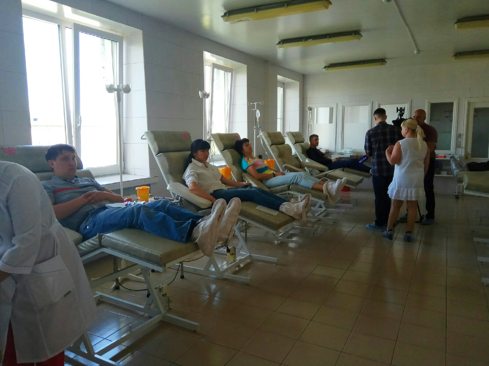 Всемирный день донора крови отметили сегодня на станции переливания