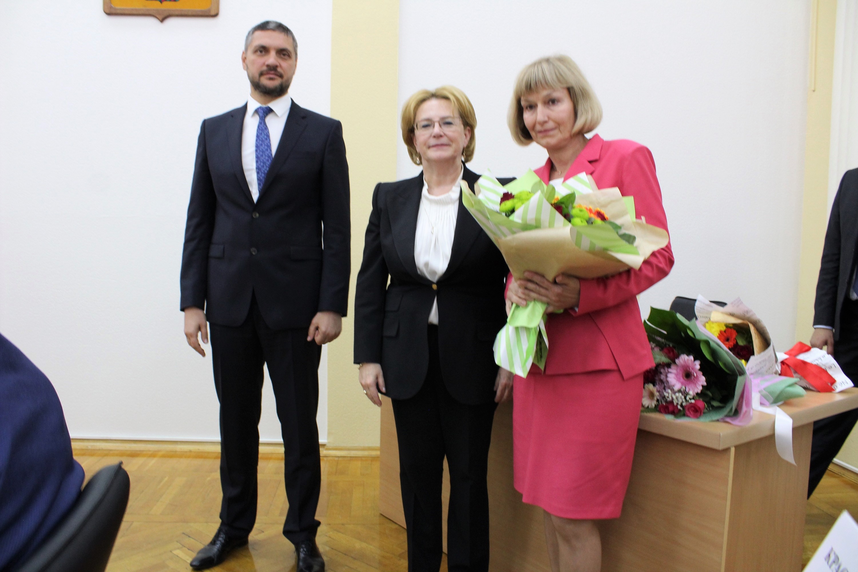 Забайкальские медики удостоены высоких наград от министра здравоохранения Российской Федерации