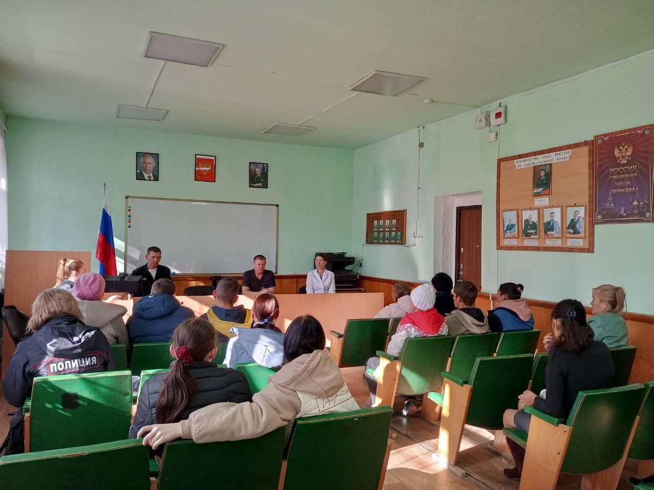 Бригада специалистов наркологического диспансера посетили Улётовский район