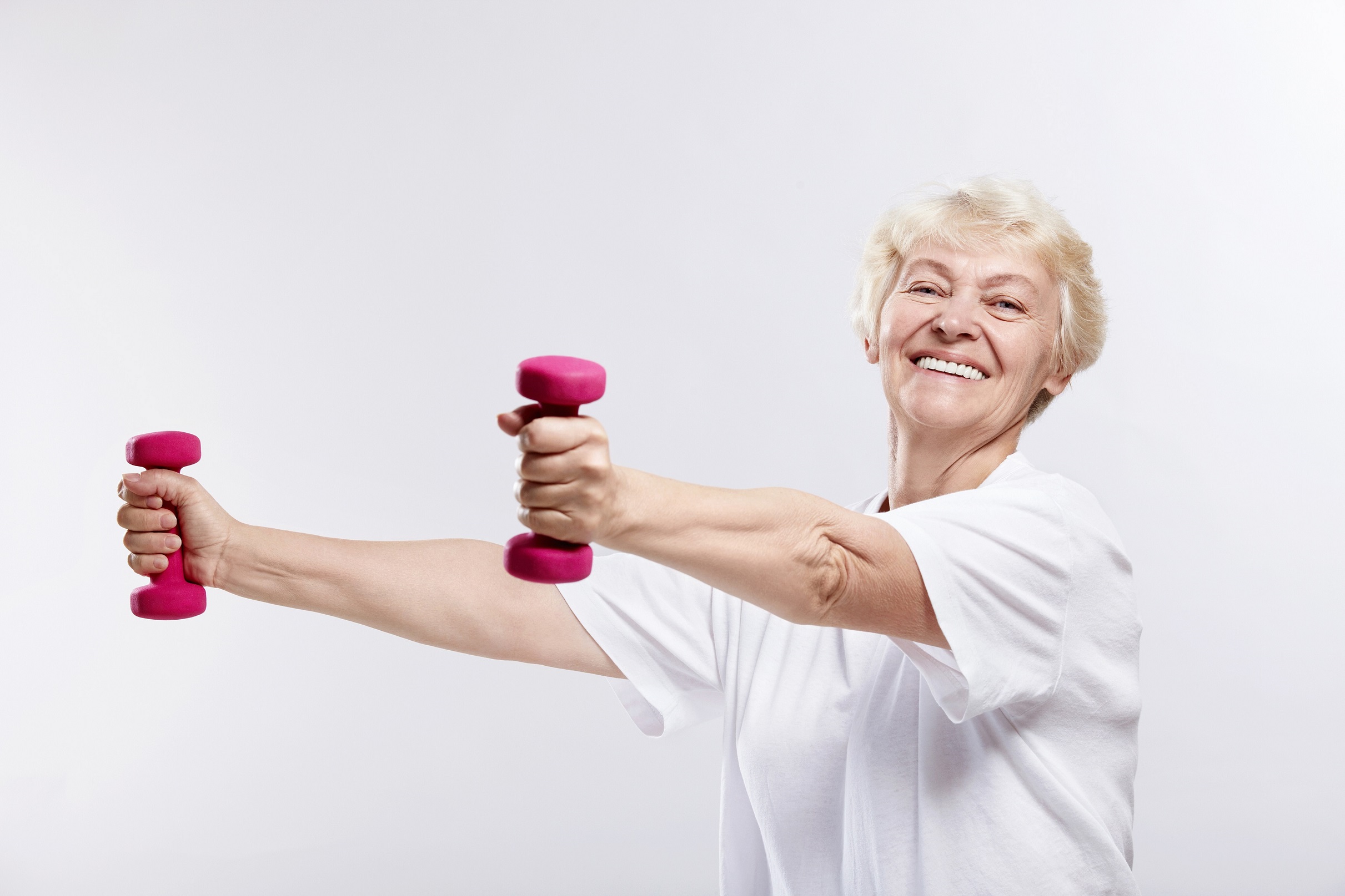 Спортивное долголетие. Спортивные люди в возрасте. Физкультура для пожилых. Спорт для пожилых. Упражнения для пожилых.
